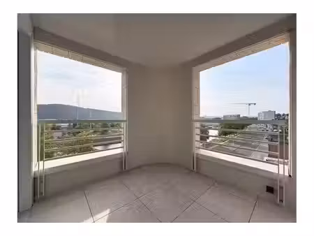 appartement à vendre à quai des ardennes 195 chênée (vbe70021)