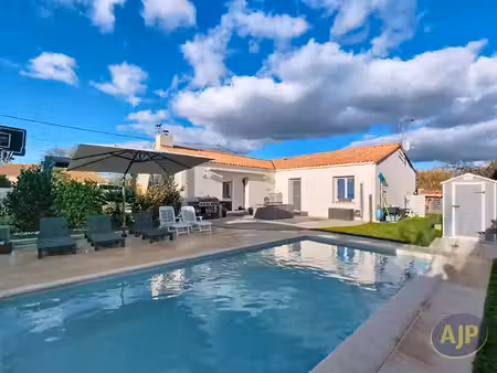 vente maison 6 pièces 121 m² vieillevigne (44116)
