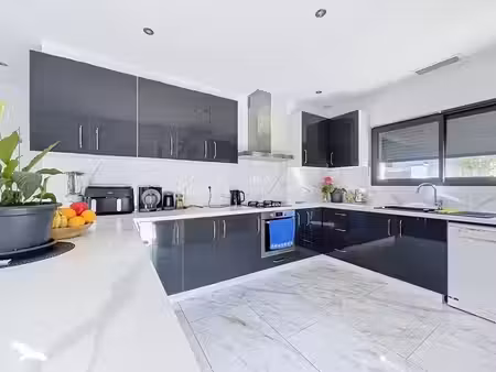 vente maison 7 pièces 173 m² à boulazac isle manoire (24750)  596 790 €