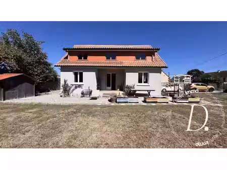 vente maison 4 pièces 113 m² à sauveterre-de-béarn (64390)  234 000 €