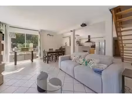 vente maison 6 pièces 200 m² à saint-selve (33650)  620 000 €