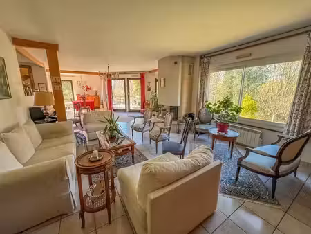 vente maison 9 pièces 201 m² à le mesnil-saint-denis (78320)  649 000 €