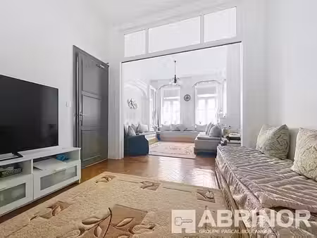 vente maison 7 pièces 197 m² à lille (59000)  660 000 €