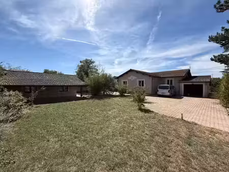 vente maison 5 pièces 137 m² à auberives-sur-varèze (38550)  320 000 €