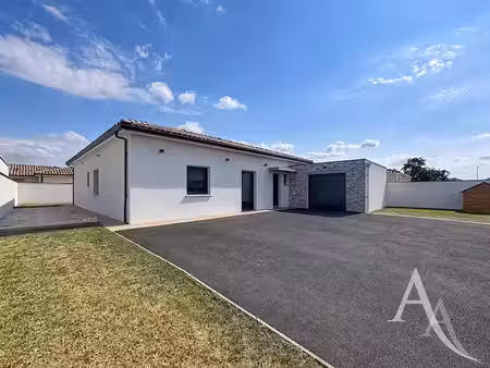 vente maison 4 pièces 105.91 m² à peyssies (31390)  299 000 €