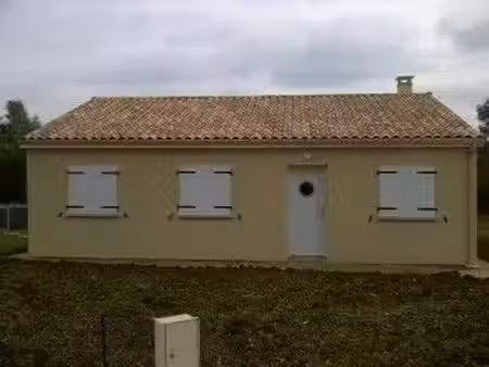 location maison 3 pièces 76 m² à casteljaloux (47700)