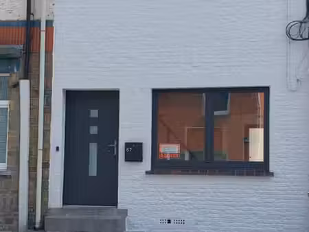maison entièrement rénovée à louer