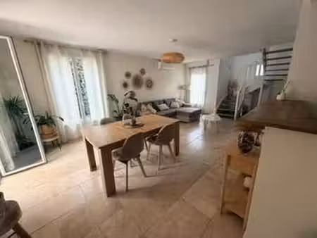 location maison meublé à morières-lès-avignon (84310) : à louer meublé / 88m² morières-lès