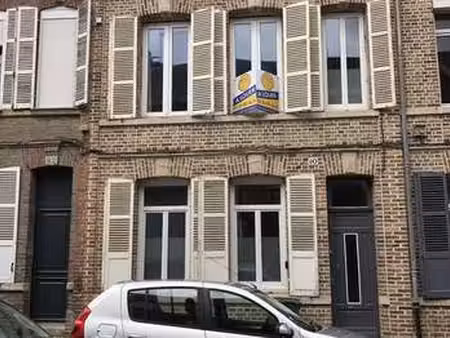 location maison à amiens (80000) : à louer / 115m² amiens