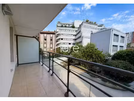 appartement 2 pièces avec balcon – métro à pied – asnièr
