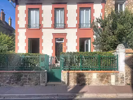 hyper centre: maison de caractère à rénover