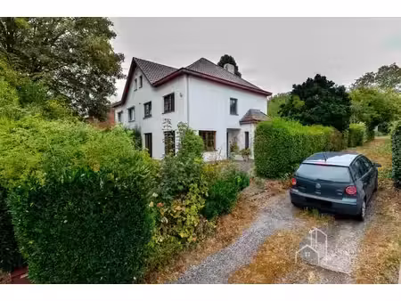 maison familiale 3 chambres avec jardin à lodelinsart