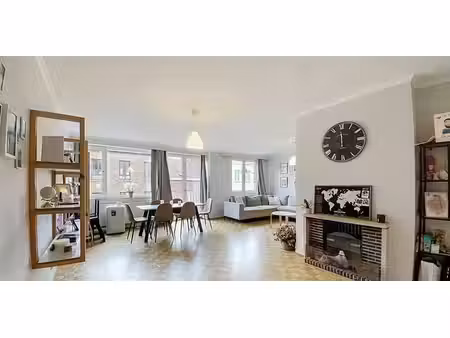 appartement à vendre à forest pour € 300.000 avec 2 chambres à coucher