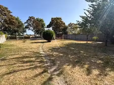 vente terrain aux ponts-de-cé (49130) : à vendre / 400m² les ponts-de-cé