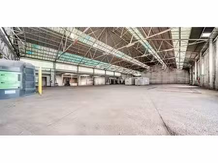 bâtiment commercial à vendre à herstal pour € 999.000 avec 1 chambre à coucher