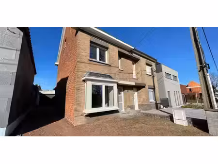 maison à louer à heist-op-den-berg pour € 950 avec 2 chambres à coucher