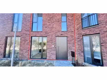 duplex à louer à herentals pour € 1.400 avec 3 chambres à coucher
