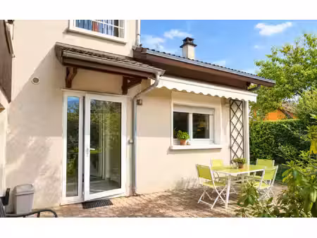 location appartement 1 pièce 9 m² à chambéry (73000)