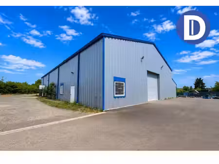 location entrepôt 700m²