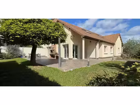 maison avec jardin et terrasse saint-cyr-l’ecole (78)