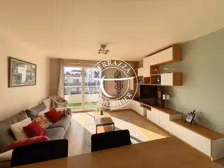 louveciennes – élégant 3 pièces avec balcon-terrasse  2 par