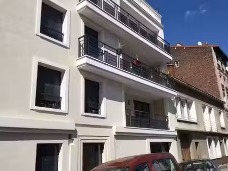 location meublée appartement 2 pièces 44 m² à saint-ouen (93400)  1 340 €