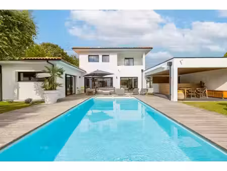 contemporaine d'exception