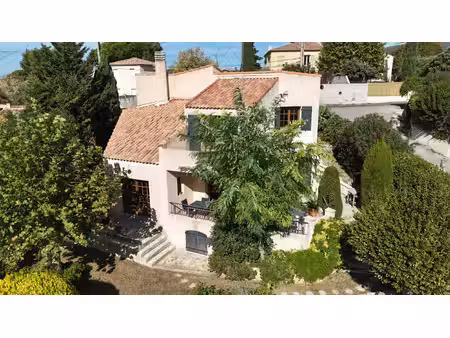 plan-de-cuques chemin du cavaou maison t5 146 m2 terra