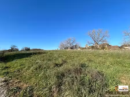 terrain à bâtir viabilisé 1 223m²