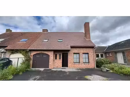 maison à louer à moorslede pour € 950 avec 3 chambres à coucher