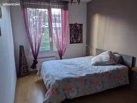 chambre dans appartement lumineux & calme