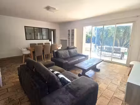 le cannet – maison mitoyenne 102.34m² meublée  climatisée  sur 1 étage  plein sud  piscine