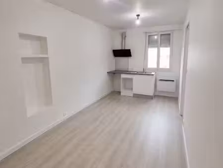 studio meublé rénové avec dépendance de 10 m² – athis-mons