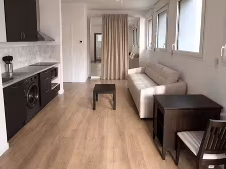 28m2 meublé refait à neuf - salins 15min jaude & facs - parking terrasse résidence sécuris