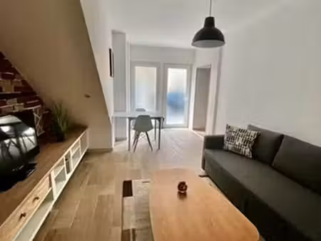 location appartement rdc comps centre village