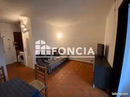 studio 1 pièce 20 m²
