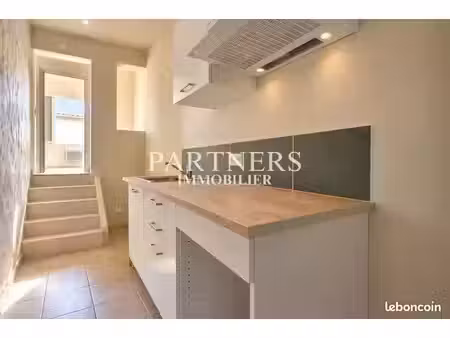appartement 3 pièces 52 m²
