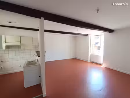 bel appartement t3 de 63 m² avec balcon – à 200 m de l'hôpital de tulle