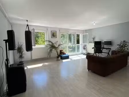 chambre cosy dans appartement de 70 m2