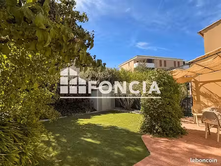 villa 3 pièces 77 m²