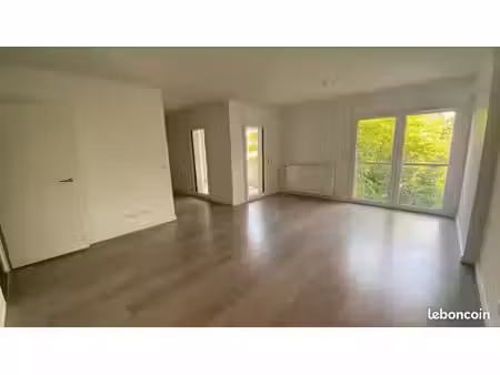 appartement 3 pièces 65 m²