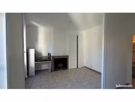 studio 1 pièce 24 m²