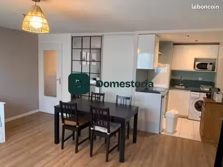 studio 1 pièce 31 m²