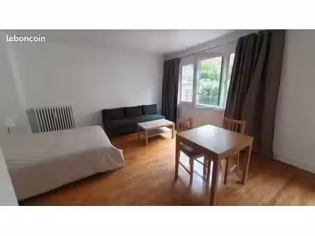 studio meublé – 40 m² – rue de la faisanderie  paris 16ᵉ – 1 305 /mois