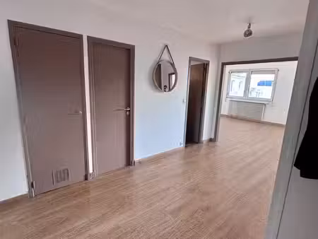 appartement f2 lumineux avec balcon