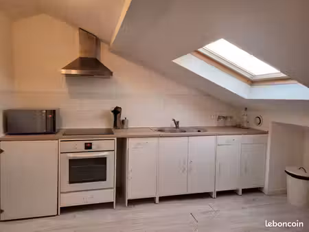 f1 meublé de 28 m2 au centre ville de yutz