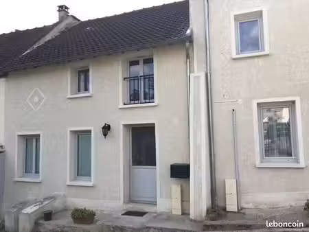 domptin (02) – maison t4 rénovée avec jardin et 2 stationnements
