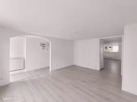 maison de ville 118 m² – 3 chambres – grande terrasse sans vis-à-vis