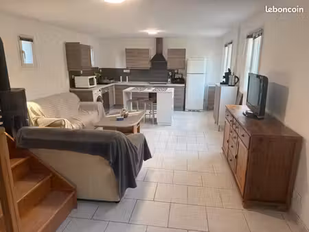 petite maison dans une impasse