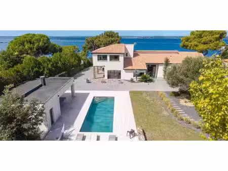maison avec piscine et terrasse sète (34)